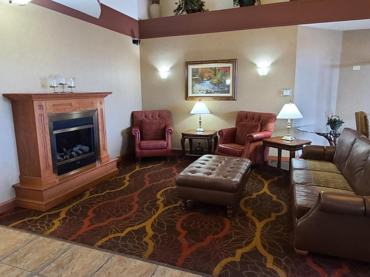 Quality Inn & Suites Wellington - Fort Collins Buitenkant foto
