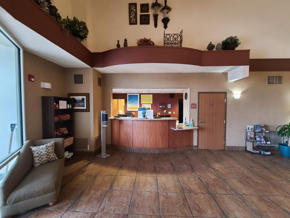 Quality Inn & Suites Wellington - Fort Collins Buitenkant foto
