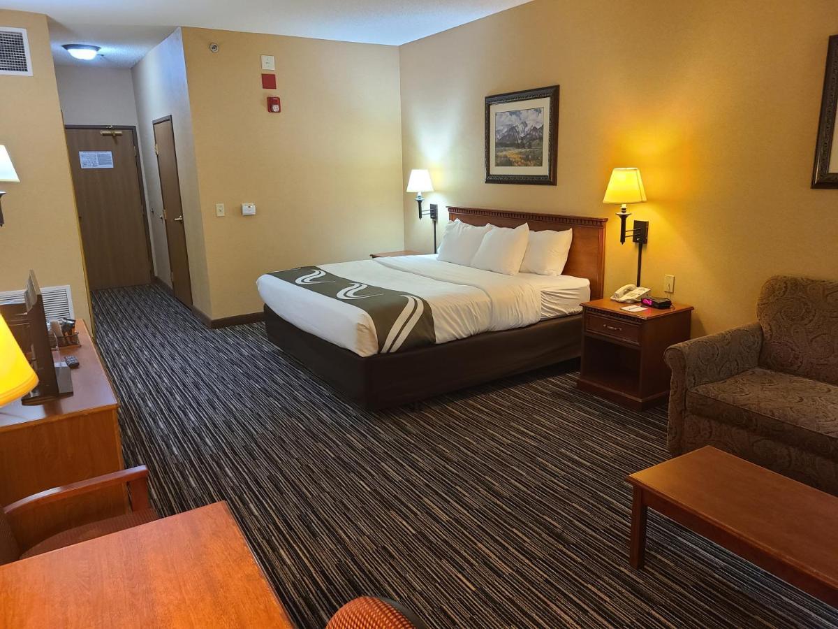 Quality Inn & Suites Wellington - Fort Collins Buitenkant foto