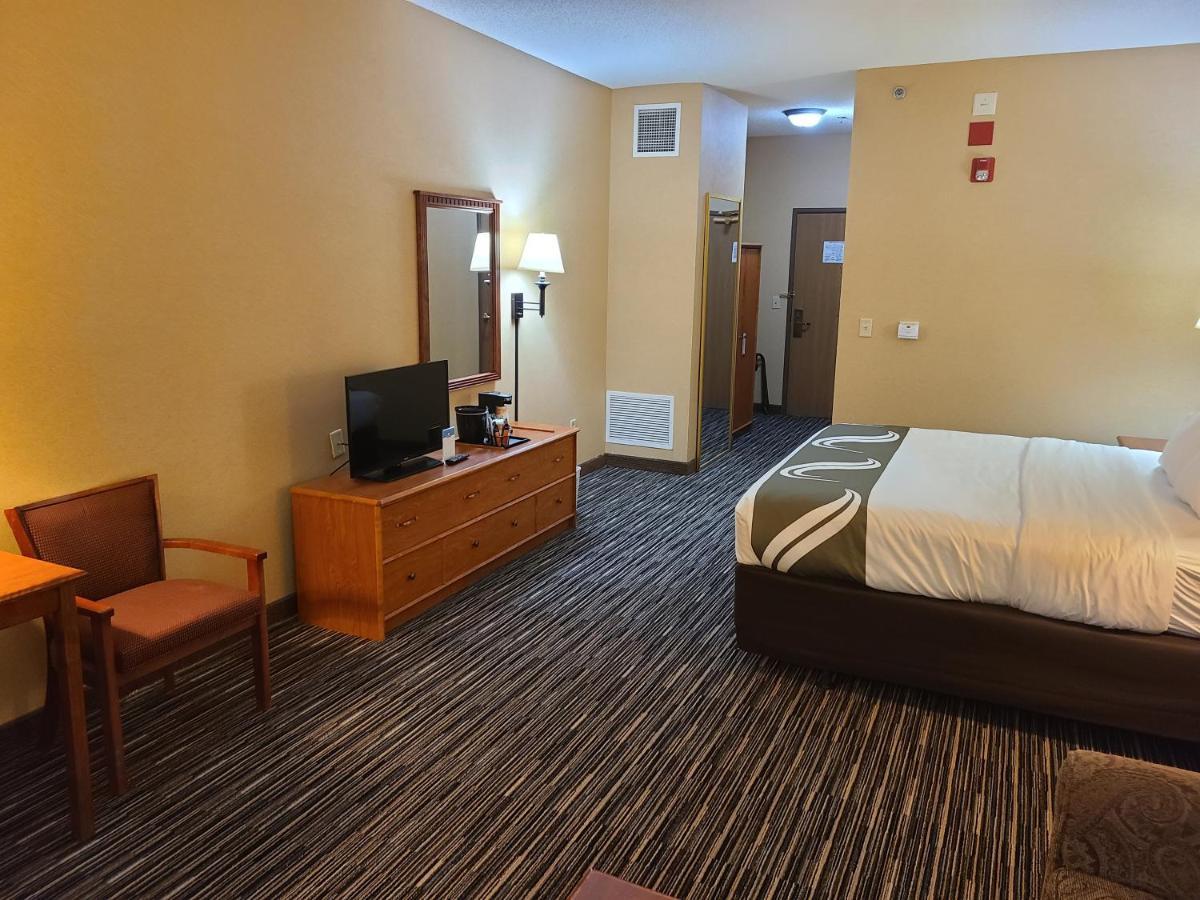 Quality Inn & Suites Wellington - Fort Collins Buitenkant foto