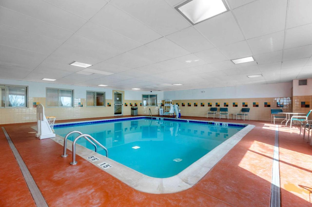 Quality Inn & Suites Wellington - Fort Collins Buitenkant foto
