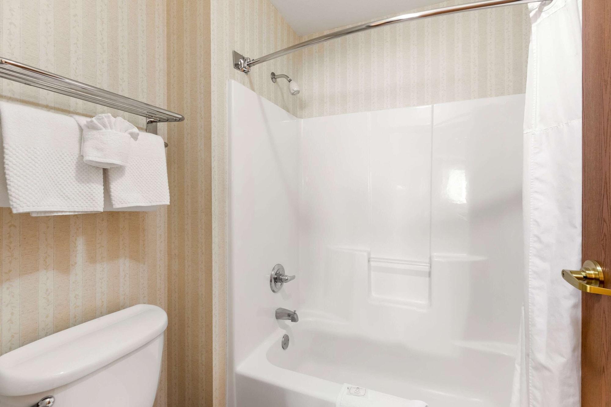 Quality Inn & Suites Wellington - Fort Collins Buitenkant foto
