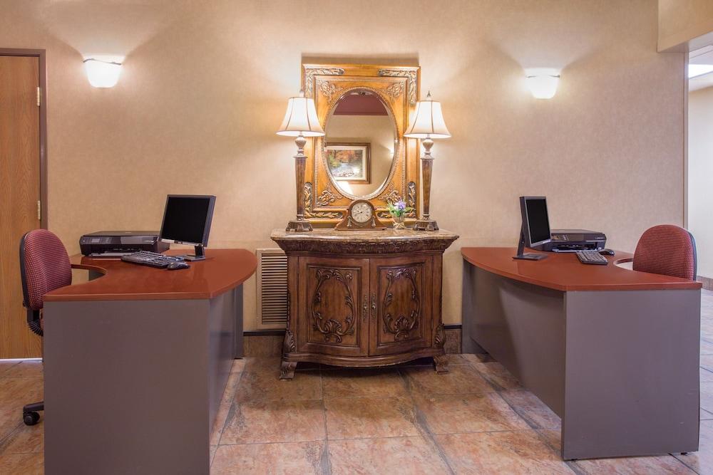 Quality Inn & Suites Wellington - Fort Collins Buitenkant foto